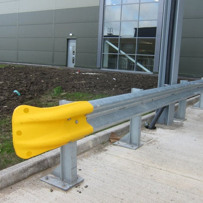 Armco Plastic Fishtail Safety End, HDPE Barrier Terminal with Reflectors